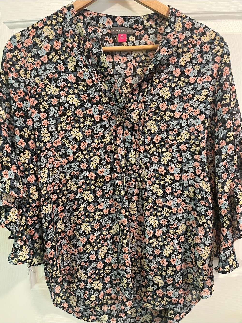 Vince Camuto Black Floral Tie-Neck Blouse with Peach and Pale Yellow Flowers